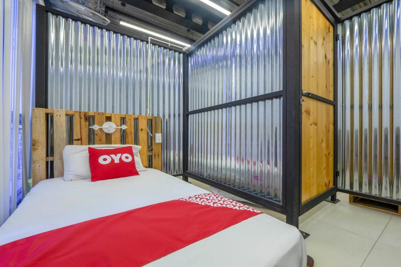 מלון בנגקוק Oyo 1084 Guyasuka Ratchada מראה חיצוני תמונה